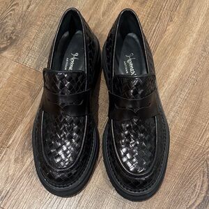 Elegant Black Woven Loafers by Homers